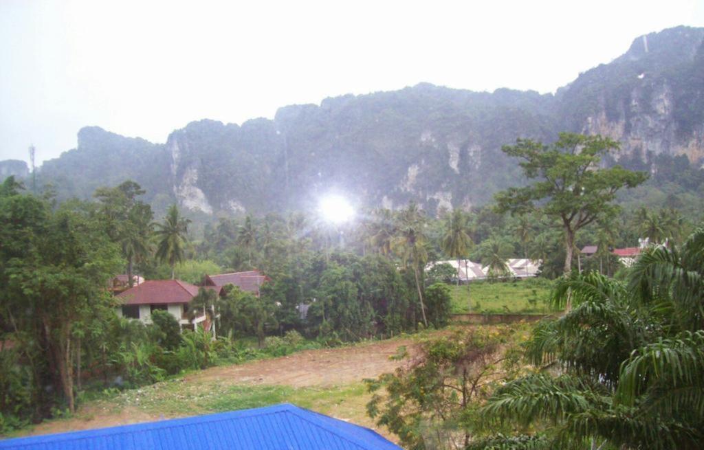 The Leaf Guesthouse Ao Nang Esterno foto