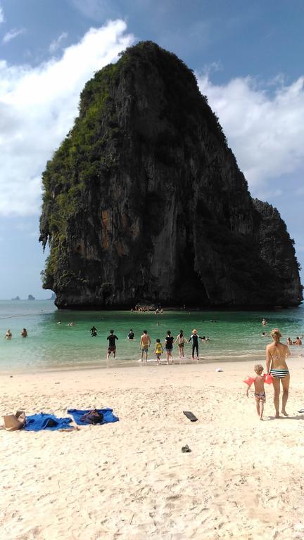 The Leaf Guesthouse Ao Nang Esterno foto